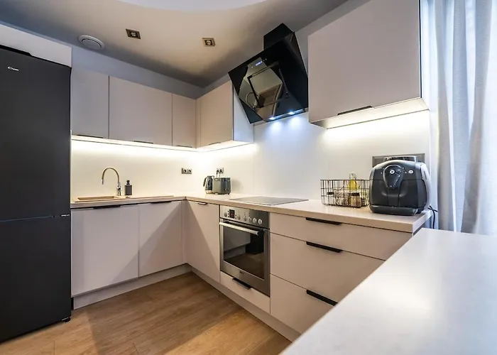 Carmel By Prime Apartman